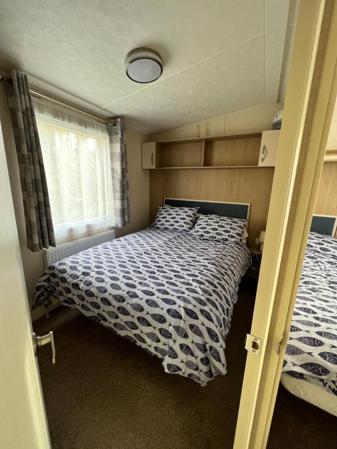Mollys Retreat Pet Friendly Three Bed Caravan With Small Garden Newquay Bay Quieter Area Of Park