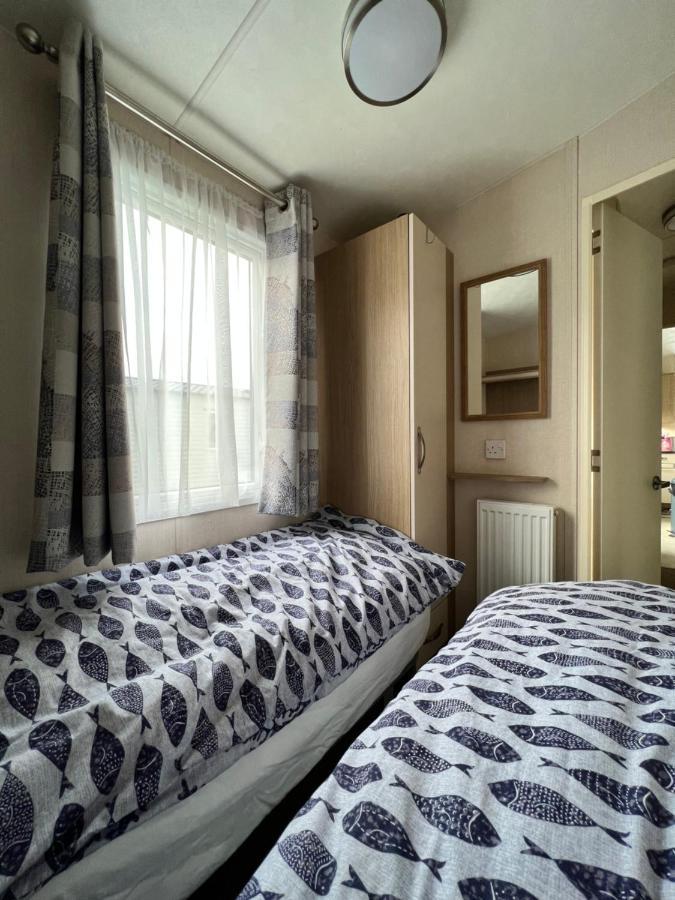 Mollys Retreat Pet Friendly Three Bed Caravan With Small Garden Newquay Bay Quieter Area Of Park Ferienhaus *