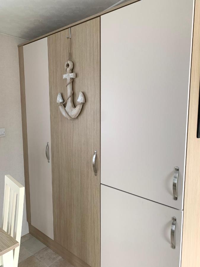 Mollys Retreat Pet Friendly Three Bed Caravan With Small Garden Newquay Bay Quieter Area Of Park Ferienhaus